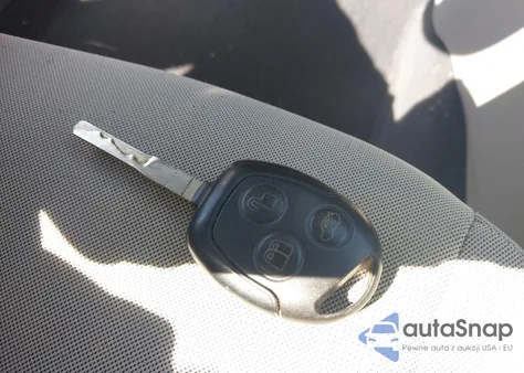 2014 Ford Fiesta Se z USA, uszkodzony, nr VIN 3FADP4BJ8EM202198